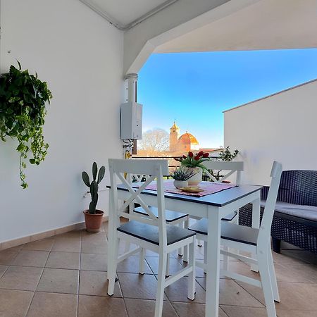 Orchid House Apartman Bari Sardo Kültér fotó
