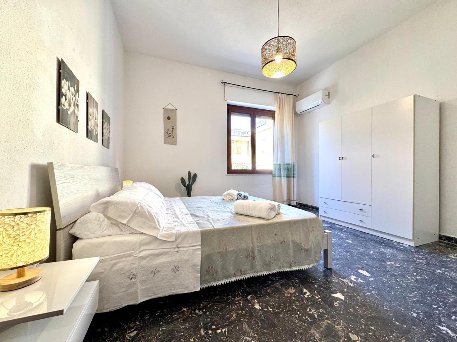 Orchid House Apartman Bari Sardo Kültér fotó